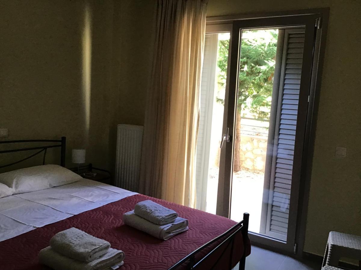 D'Angelos Apartments Karavomylos Eksteriør billede
