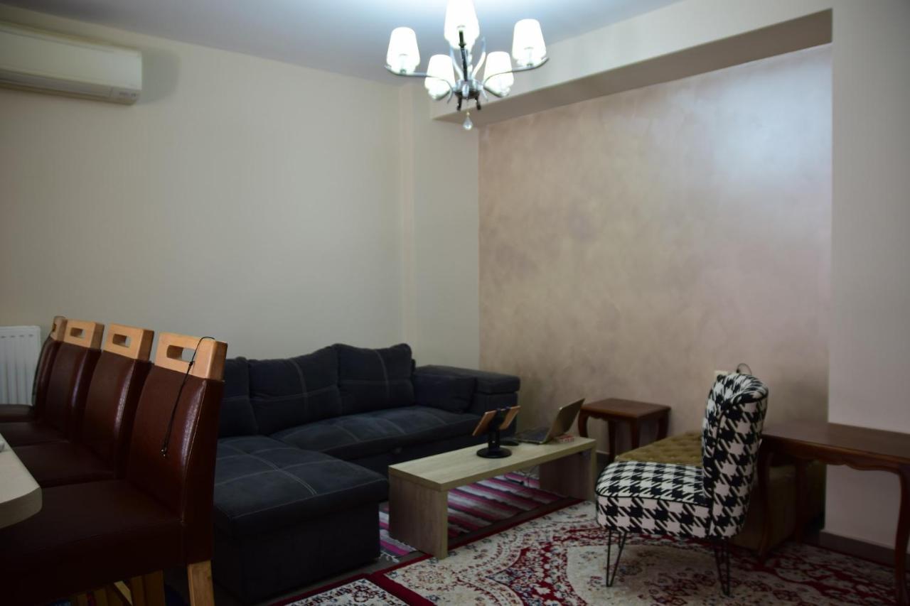 D'Angelos Apartments Karavomylos Eksteriør billede