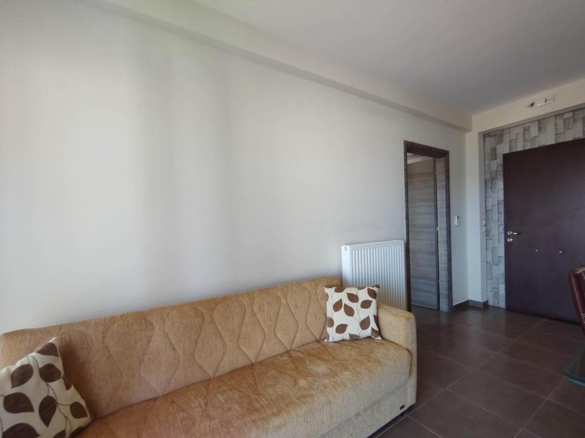 D'Angelos Apartments Karavomylos Eksteriør billede