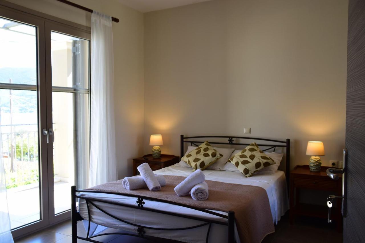 D'Angelos Apartments Karavomylos Eksteriør billede